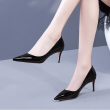 时尚之履 黑色漆皮高跟鞋选购指南——价格、图片、品牌与穿着体验全解析